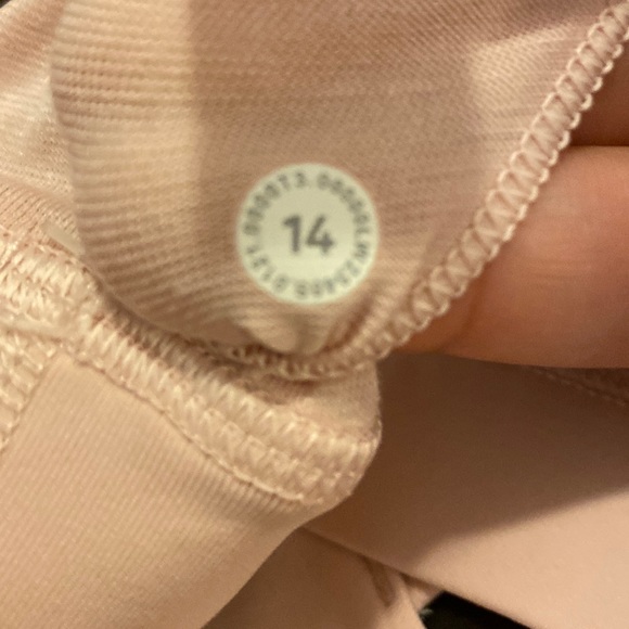 Lululemon Energy Bra, Pink Mist, Size 14 - Picture 7 of 10